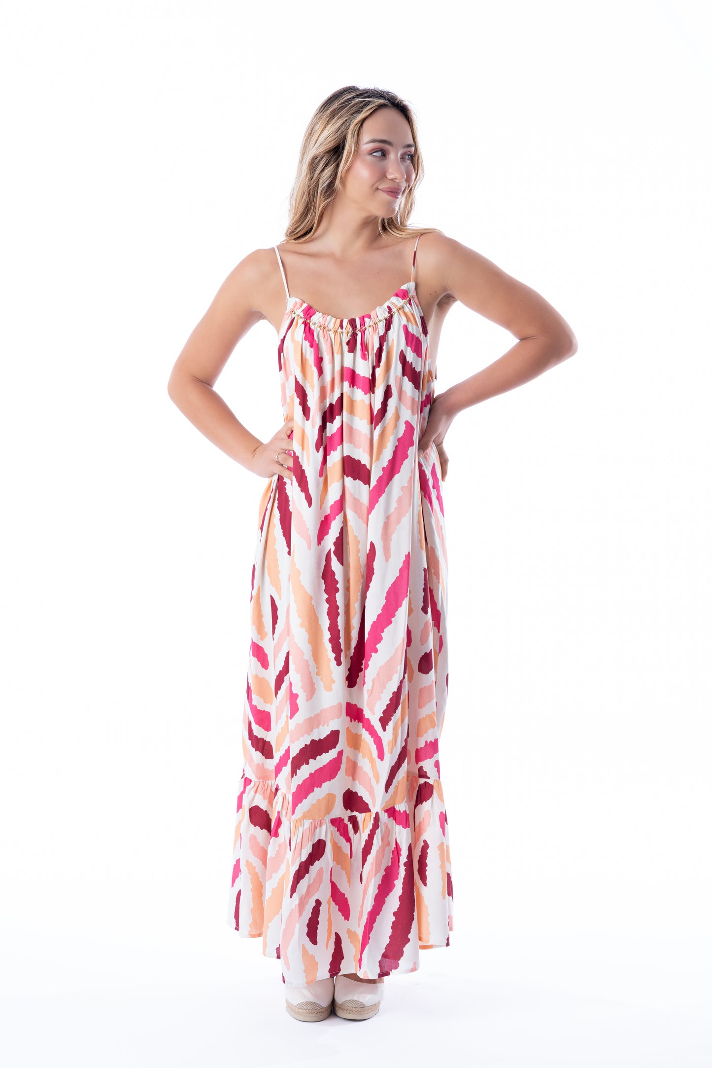 AFRICA RED TRIBAL