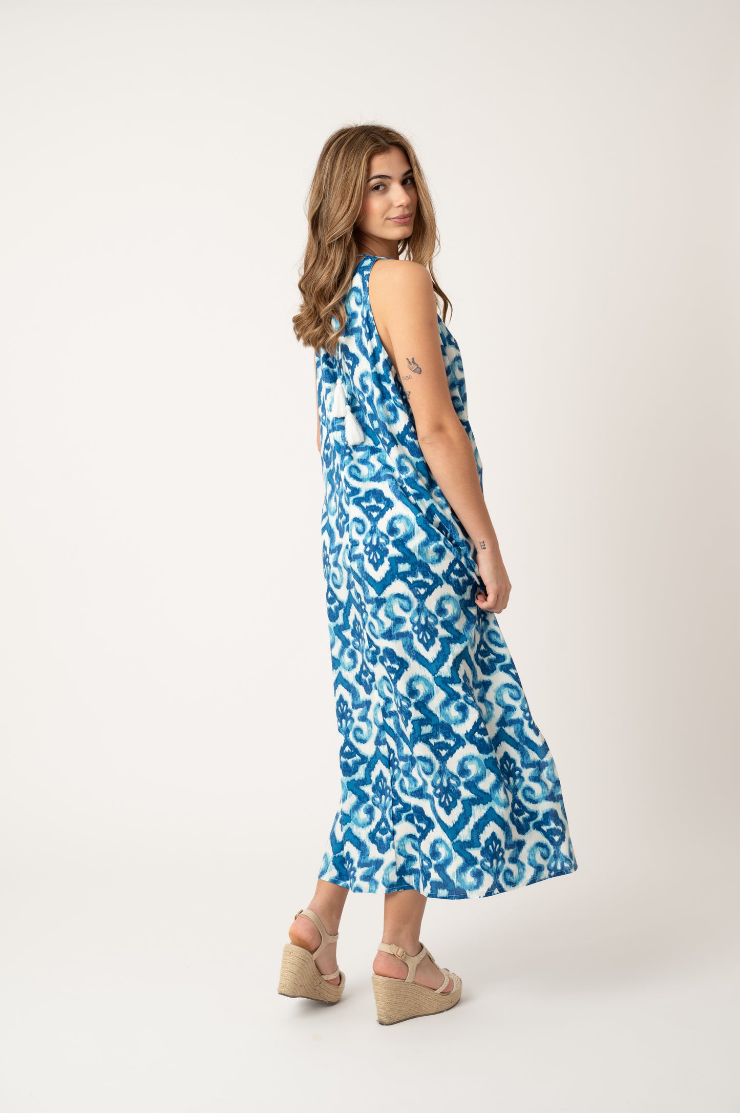 PILAR BLUE MOTIFF