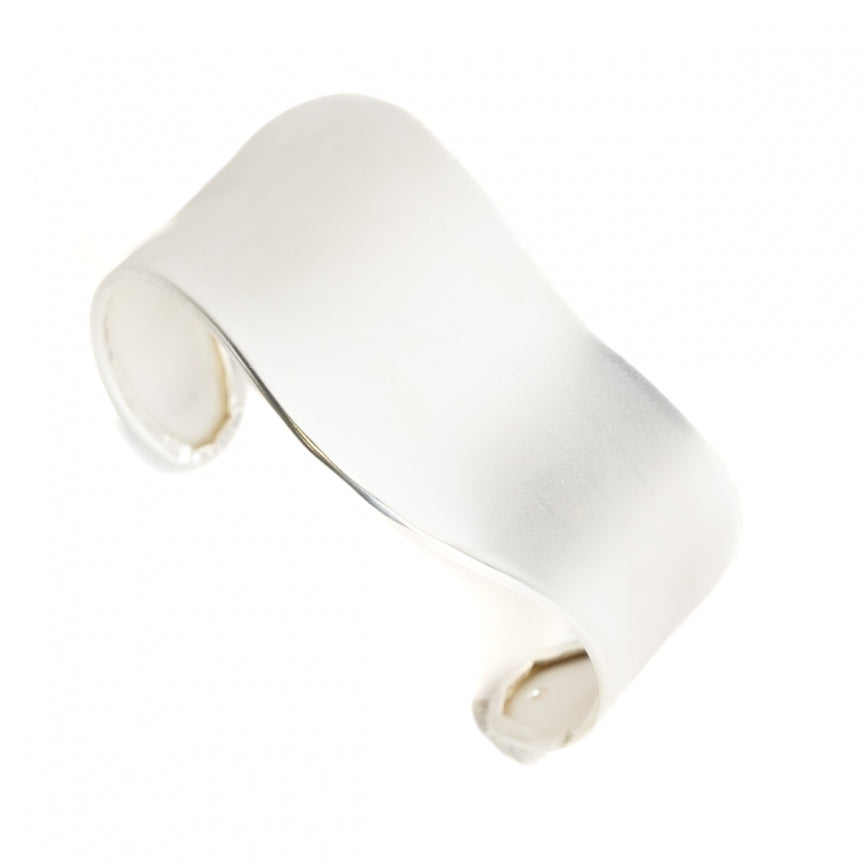 BRAZALETE MARTELEE PLATEADO MATE