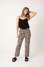 Pantalón Kaya Animal Print — vista 2