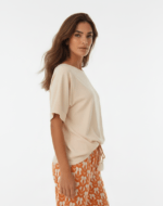 Blusa Round Neck Beige — vista 3