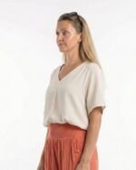 Blusa V-Neck Blouse Beige — vista 2