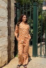 Pantalón Straight Trouser Teja — vista 2